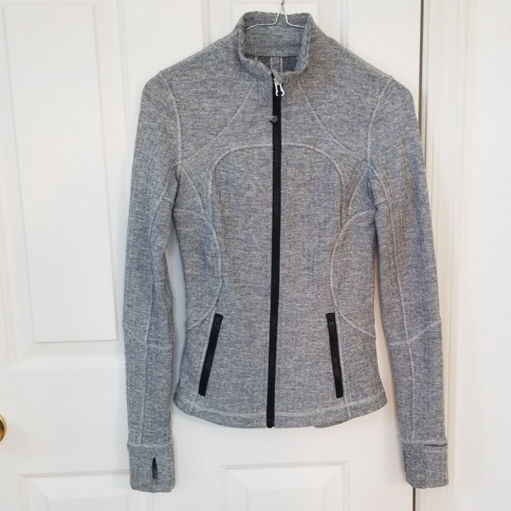 Flawless Lululemon herringbone forme jacket